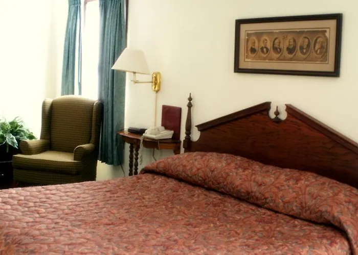 The Write Hotel Oak Park